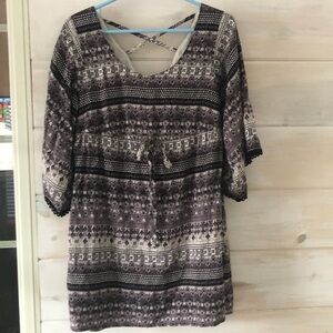 Charlotte Russe‎ Boho Bell Sleeve Top
